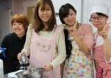 授業風景レポート★体験授業!みんなでロールケーキを作ってみよう! 【バンタンデザイン研究所 高校 blog(ブログ)】